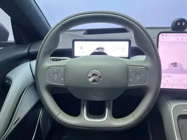 Nio ET5 Touring — Фото автомобиля 11