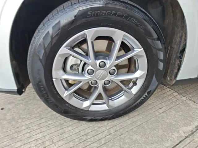 Geely Galaxy L6 — Фото автомобиля 22