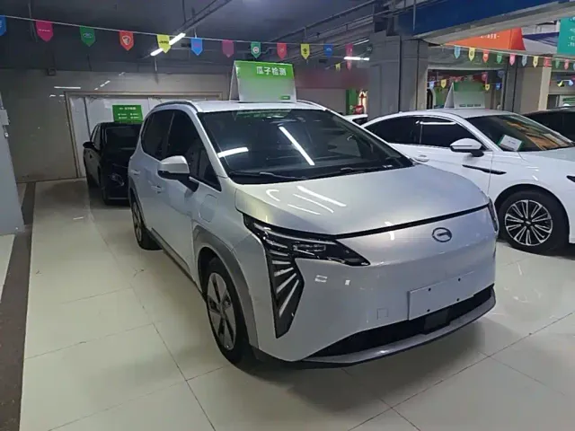 GAC Aion Y — Фото автомобиля 3