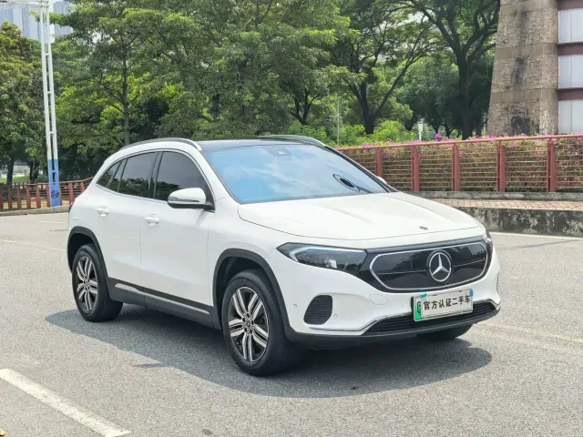 Mercedes-Benz EQA — Фото автомобиля 3