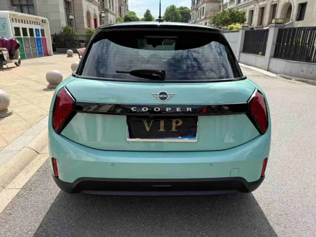 MINI Hatch — Фото автомобиля 6