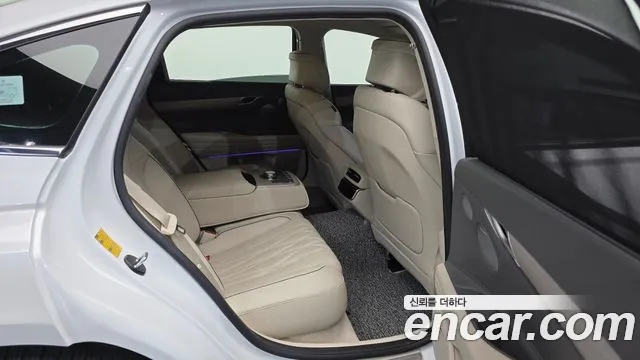 Genesis G80 RG3 — Фото автомобиля 12