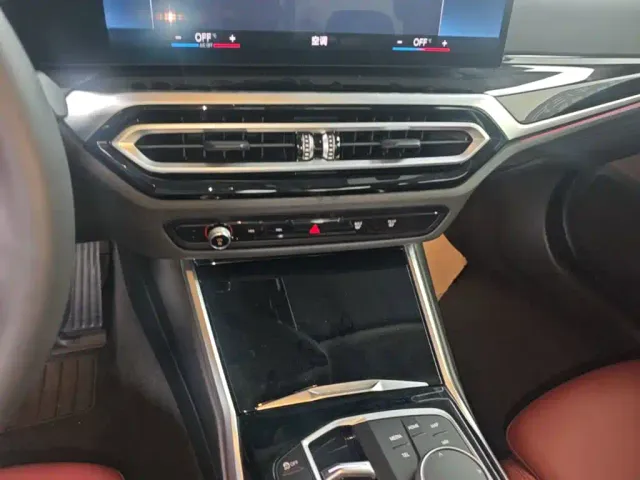 BMW i3 — Фото автомобиля 12