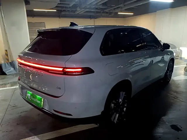 Leapmotor C10 — Фото автомобиля 6