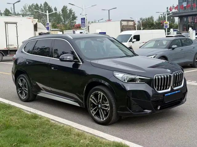BMW X1 — Фото автомобиля 3
