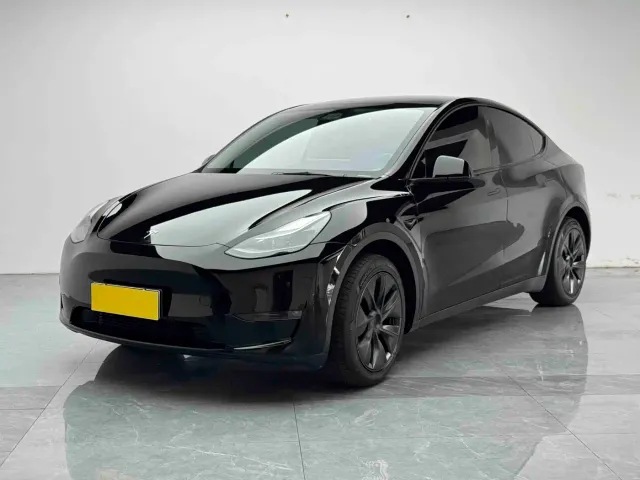Фотография автомобиля — Tesla Model Y