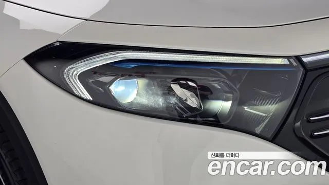 Mercedes-Benz EQB — Фото автомобиля 20