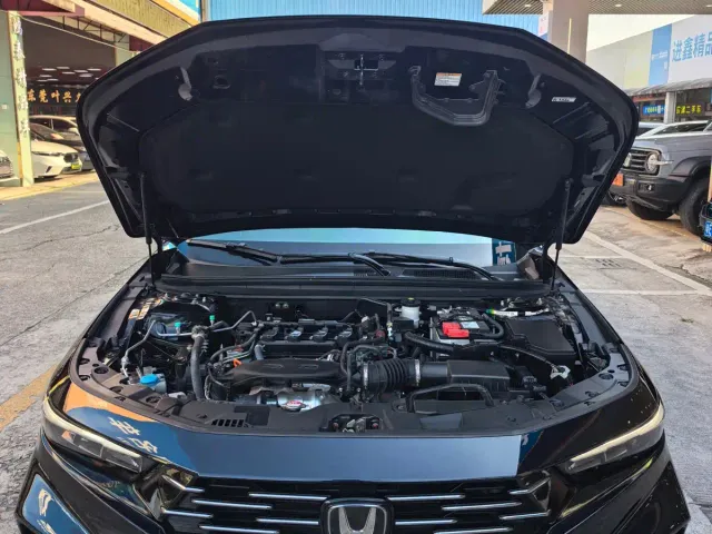 Honda Accord — Фото автомобиля 15