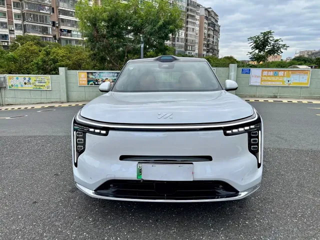 IM Motors LS8 — Фото автомобиля 2
