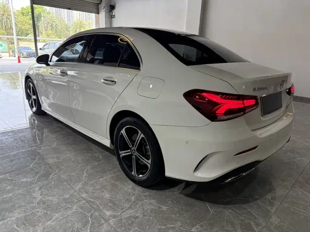 Mercedes-Benz A-Class — Фото автомобиля 12