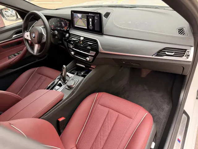 BMW 5 Series — Фото автомобиля 15