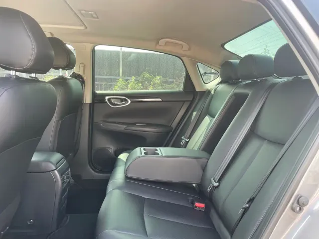 Nissan Sylphy — Фото автомобиля 15