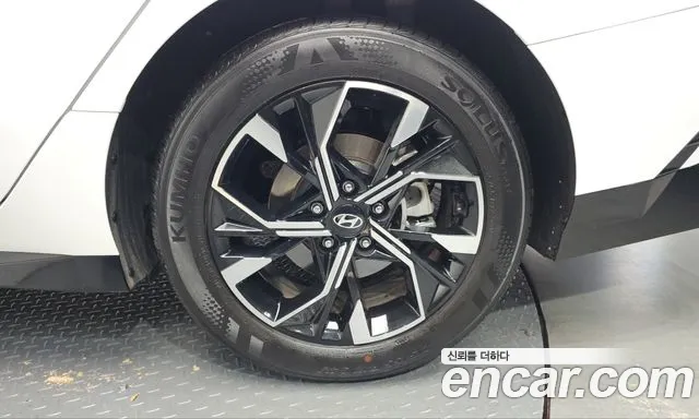 Hyundai Sonata — Фото автомобиля 6