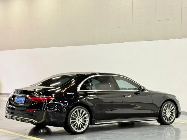 Mercedes-Benz S-Class — Фото автомобиля 14