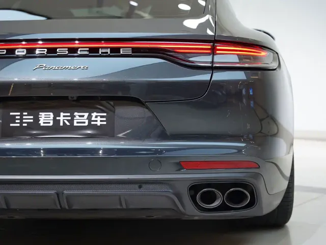 Porsche Panamera — Фото автомобиля 11