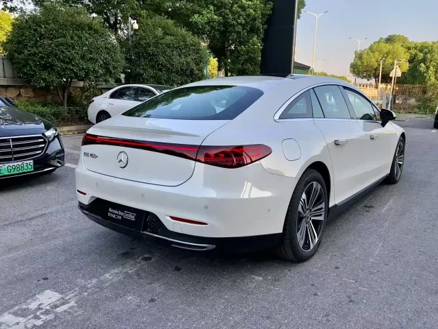 Mercedes-Benz EQS — Фото автомобиля 5