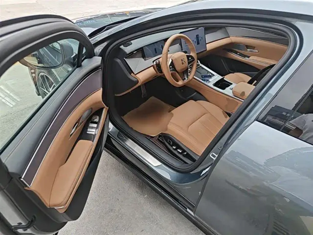 BYD Han L — Фото автомобиля 15
