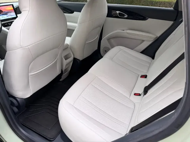 Geely Starry Wish — Фото автомобиля 11