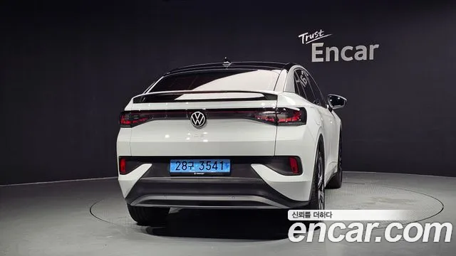 Volkswagen ID.5 — Фото автомобиля 4