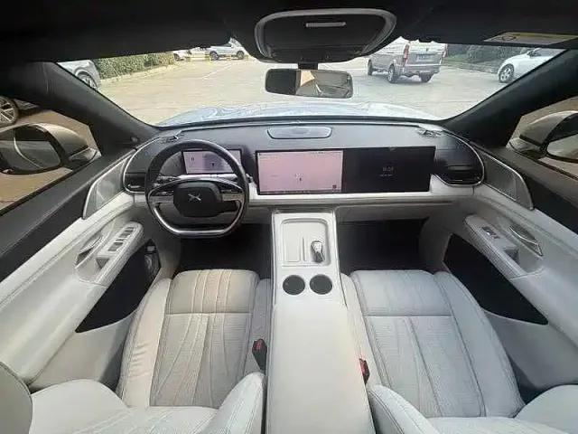 Xpeng G9 — Фото автомобиля 9