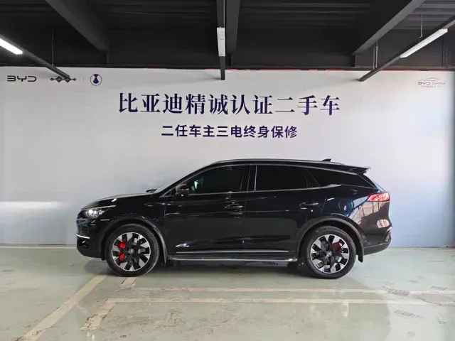 BYD Tang — Фото автомобиля 3