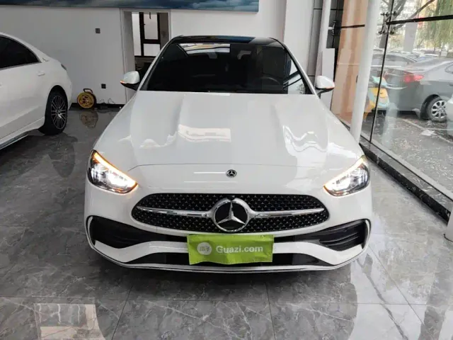 Mercedes-Benz C-Class — Фото автомобиля 2