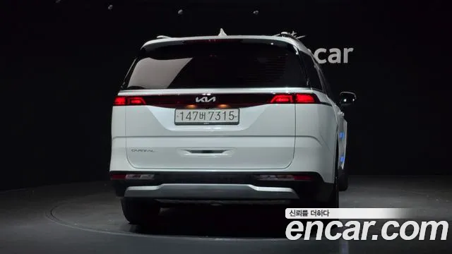 Kia Canival Carnival 4 поколение Дизель 9 мест Prestige — Фото автомобиля 4