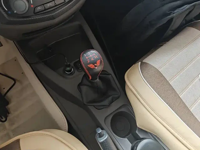 Wuling Hongguang — Фото автомобиля 13