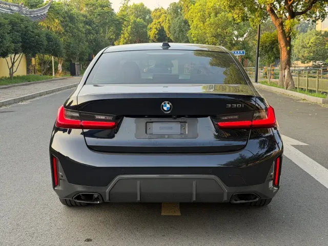 BMW 3 Series — Фото автомобиля 7