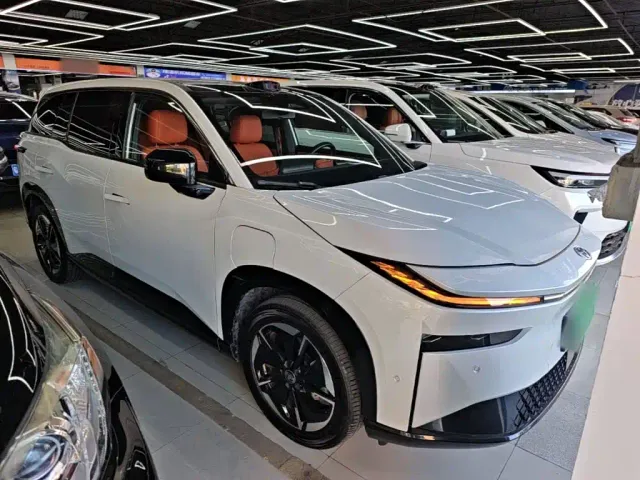 Toyota BoZhi 3X — Фото автомобиля 3
