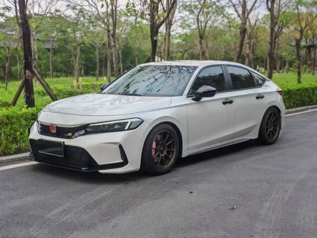 Фотография автомобиля — Honda Civic