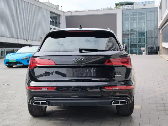 Audi Q5L — Фото автомобиля 12