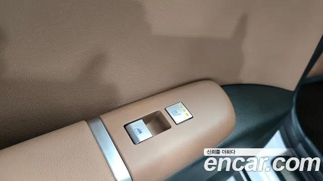 Hyundai Grandeur GN7 — Фото автомобиля 20