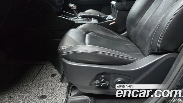 KG_Mobility_Ssangyong Rexton Новый Rexton Sport Дизель 2.2 4WD — Фото автомобиля 27