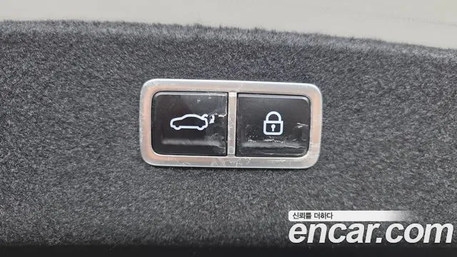 Genesis G80 Бензин 3.5 турбо AWD — Фото автомобиля 15