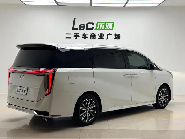 GAC Trumpchi M8 — Фото автомобиля 15