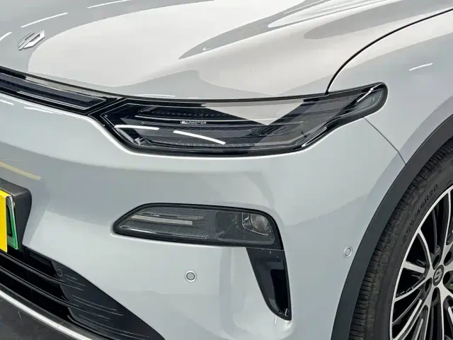 Leapmotor C11 — Фото автомобиля 10