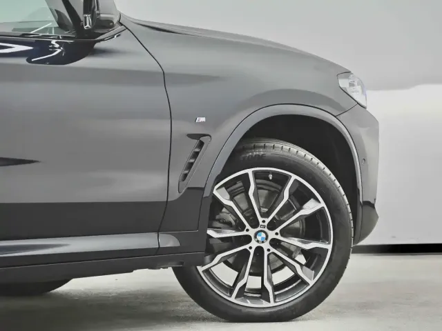 BMW BMW X3 2023 Facelift xDrive30i Leading M Night Package — Фото автомобиля 18