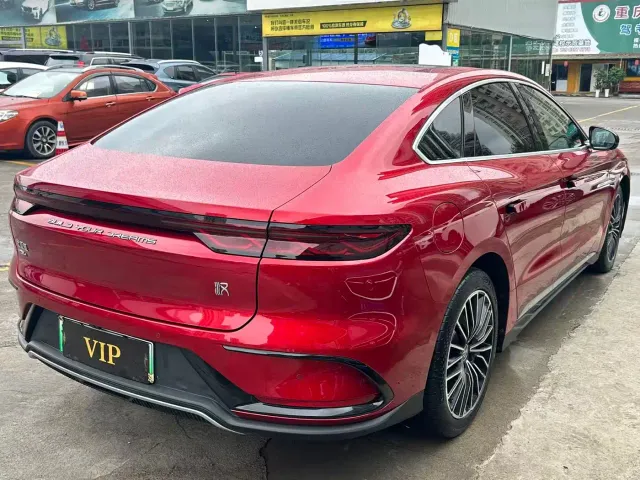 BYD Han — Фото автомобиля 7
