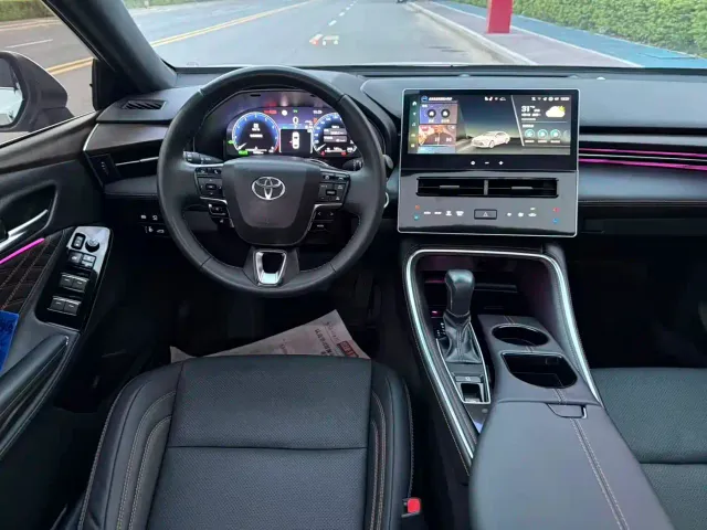 Toyota Avalon — Фото автомобиля 4