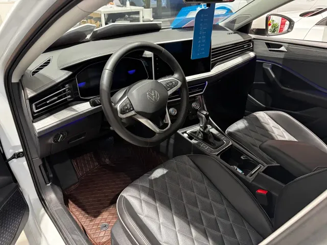 Volkswagen Sagitar — Фото автомобиля 7