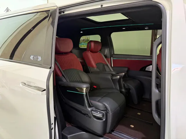 GAC Trumpchi M8 — Фото автомобиля 11