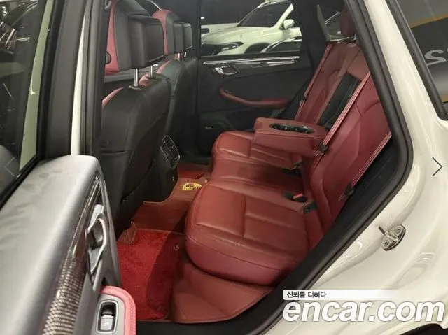 Porsche Macan — Фото автомобиля 5