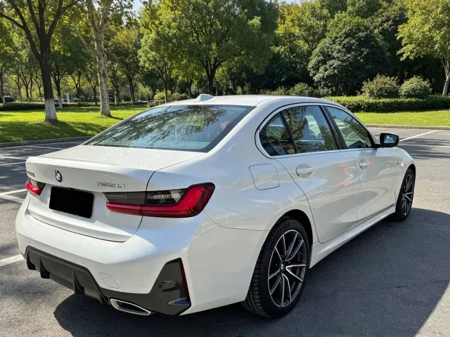 BMW 3 Series — Фото автомобиля 4
