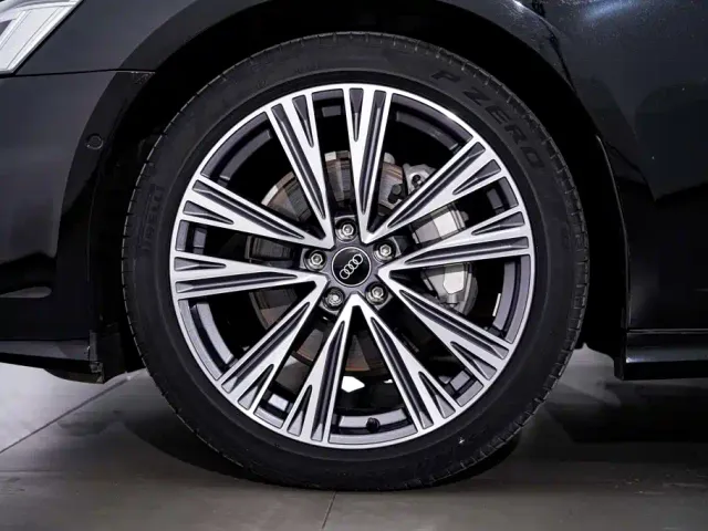 Audi A6L — Фото автомобиля 12