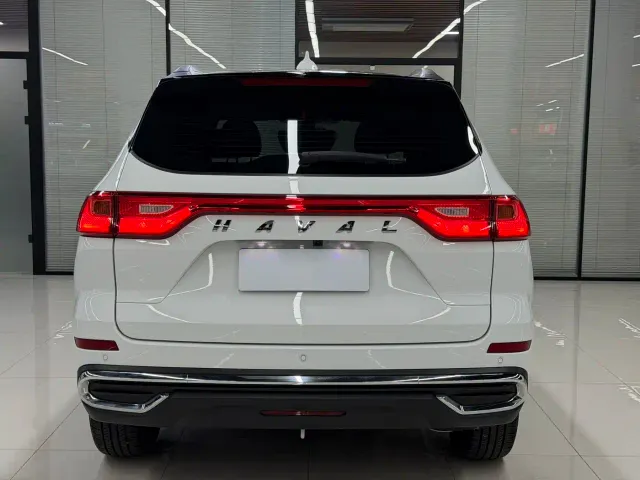 Haval M6 — Фото автомобиля 20