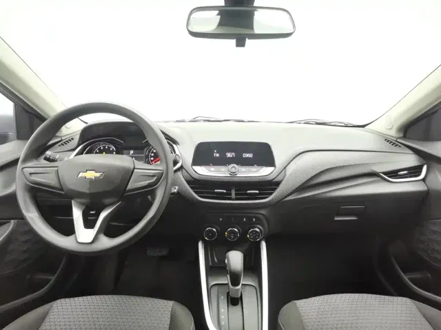 Chevrolet Cavalier — Фото автомобиля 5