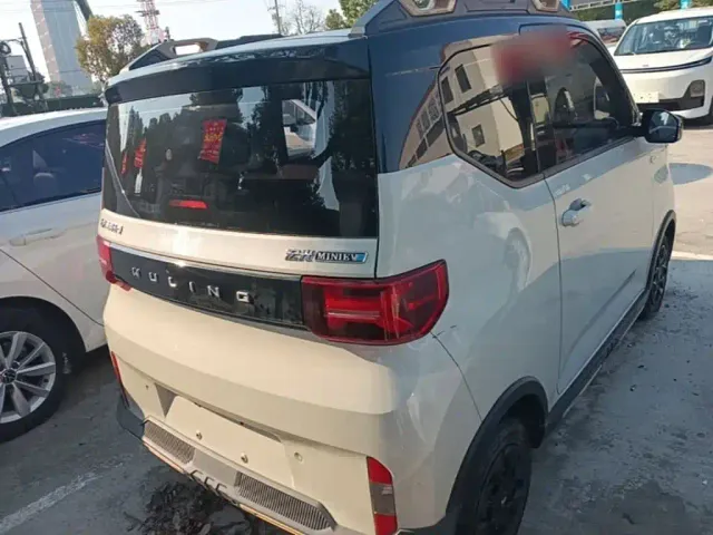 Wuling Hongguang Mini EV — Фото автомобиля 6