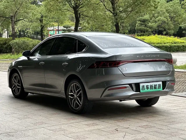 BYD Qin PLUS — Фото автомобиля 11