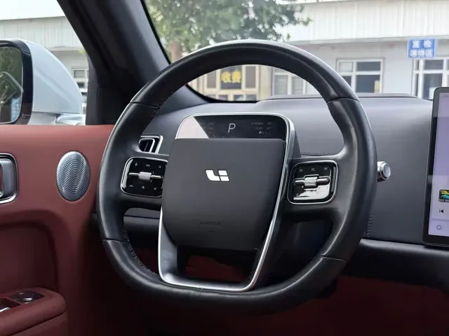 Li Auto L7 — Фото автомобиля 7